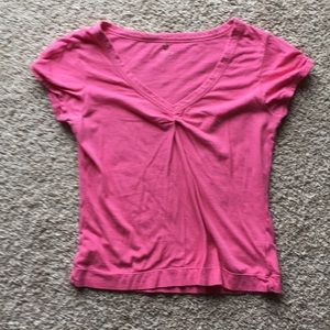 Pink shirt-sleeved shirt